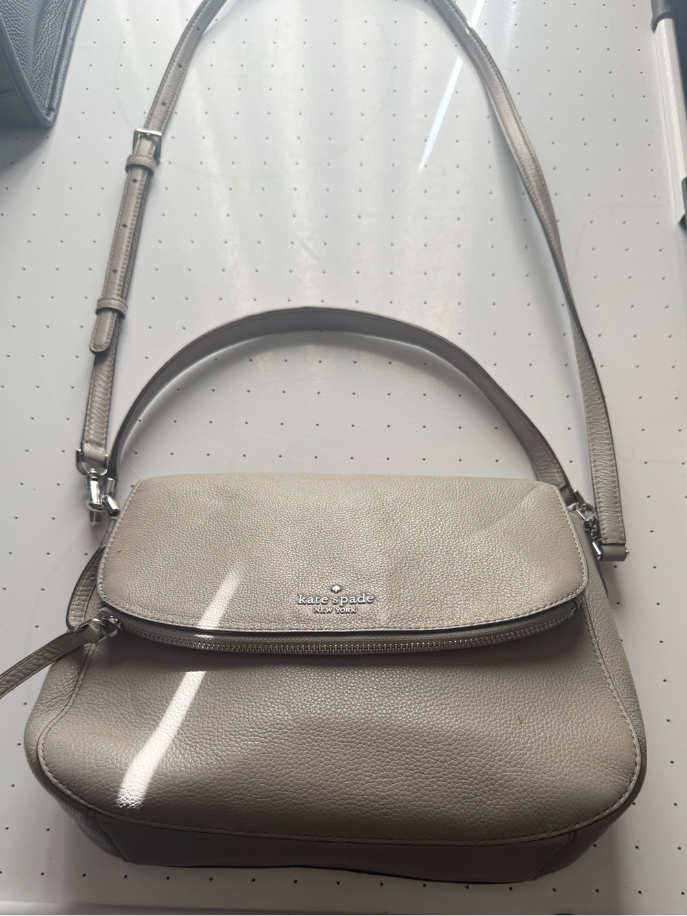 kate spade Pebble Leather Crossbody in Taupe Gray